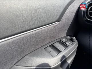 Yaris Cross 116h Design MY22 2023 occasion 25000 Besan&ccedil;on