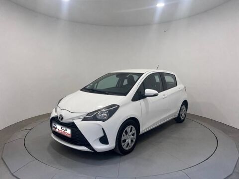 Annonce voiture Toyota Yaris 9490 €