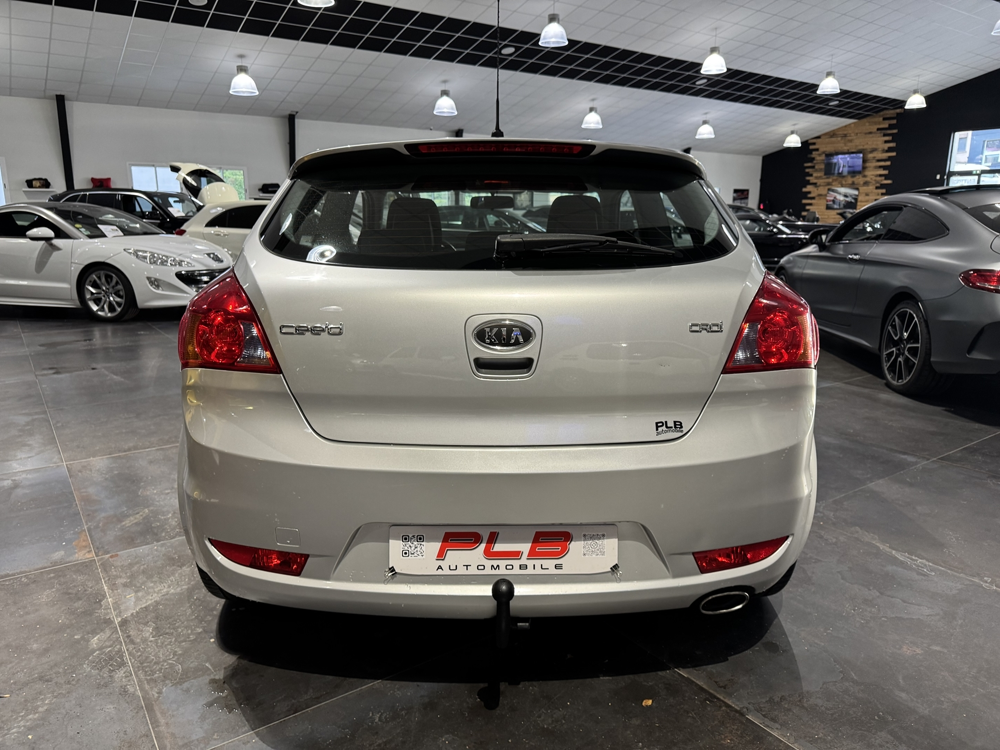 Ceed 1.6 CRDI90 1ERE MAIN PLB AUTO 2009 occasion 12000 RODEZ