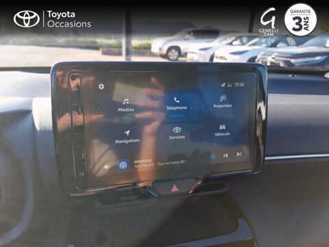 Yaris Cross 116h Design MY22 2023 occasion 26200 Mont&eacute;limar