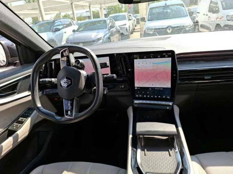 Espace 1.2 E-TECH FULL HYBRID 200CH ICONIC 5 PLACES - 24 2024 occasion 56530 Qu&eacute;ven