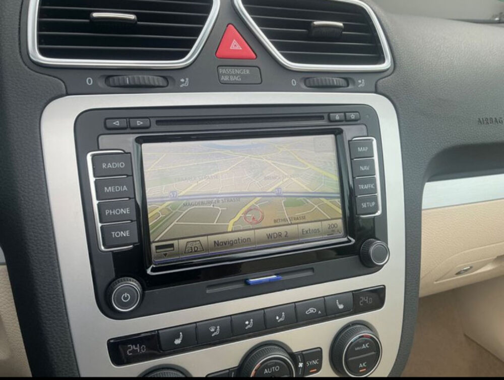 EOS 2.0 TSI 210CH CARAT DSG6 2015 occasion 06400 Cannes