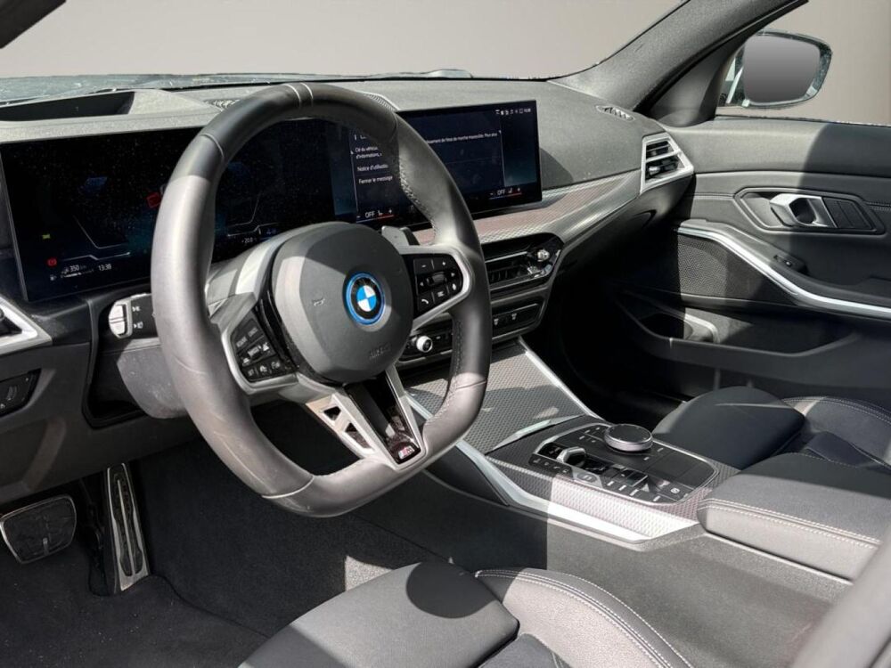 S&eacute;rie 3 330eA xDrive 292ch M Sport 2025 occasion 78240 Chambourcy