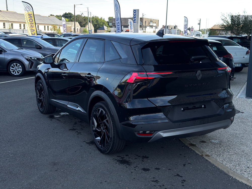 Symbioz 1.8 E-TECH FULL HYBRID 160CH ESPRIT ALPINE - 26 2026 occasion 49070 Saint-L&eacute;ger-de-Lini&egrave;res