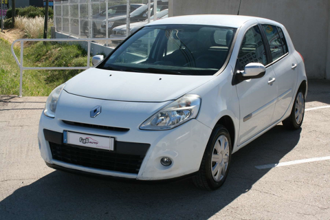 Renault clio iii 1.2 16V 75CH ZEN 5P