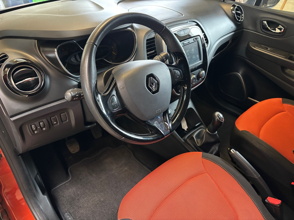 Captur 0.9 TCE 90CH STOP&START ENERGY ZEN ECO&sup2; 2015 occasion 21200 Montagny-l&egrave;s-Beaune