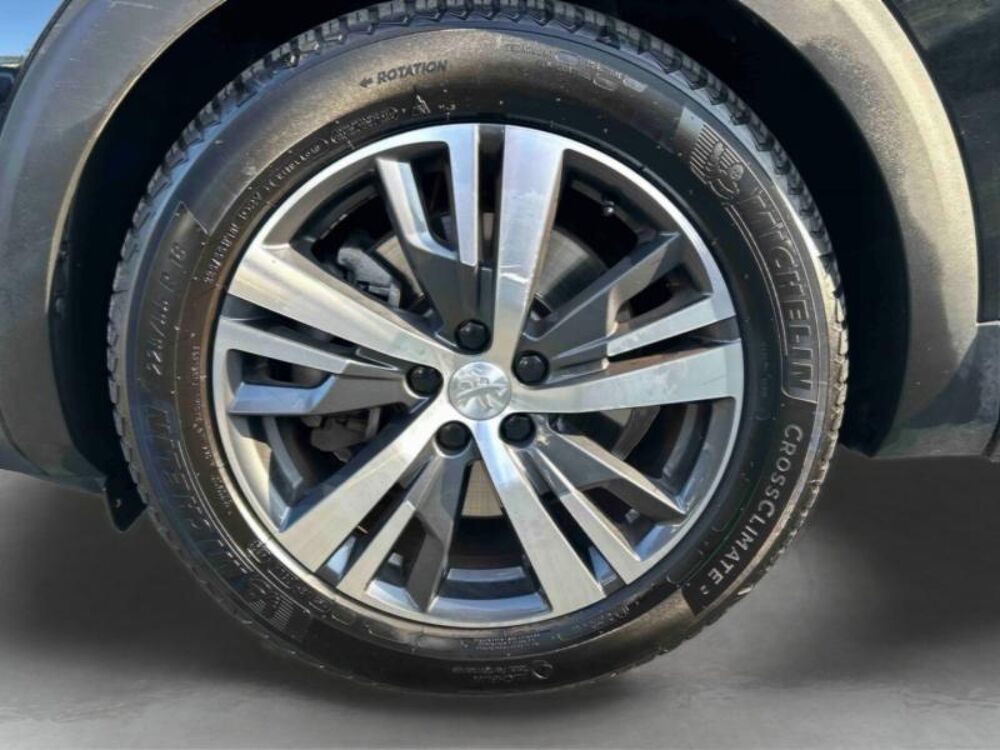3008 HYBRID 225ch Allure Pack e-EAT8 2022 occasion 28500 Vernouillet