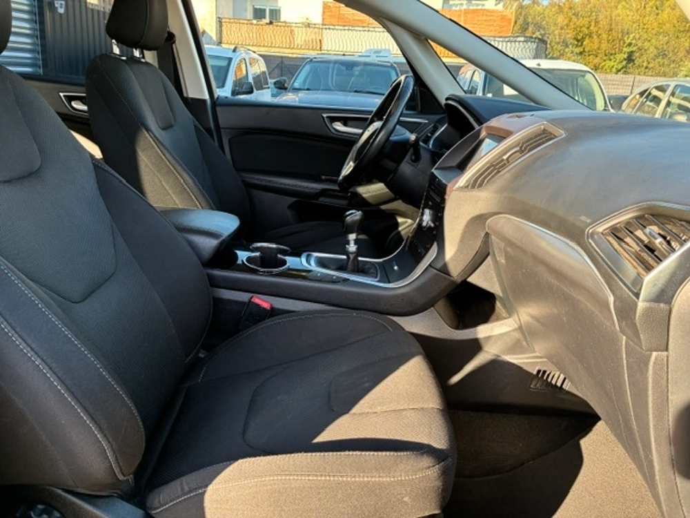 S-MAX 2.0 ECOBLUE 150CH TITANIUM DISTRIBUTION NEUVE 2018 occasion 30360 V&eacute;z&eacute;nobres