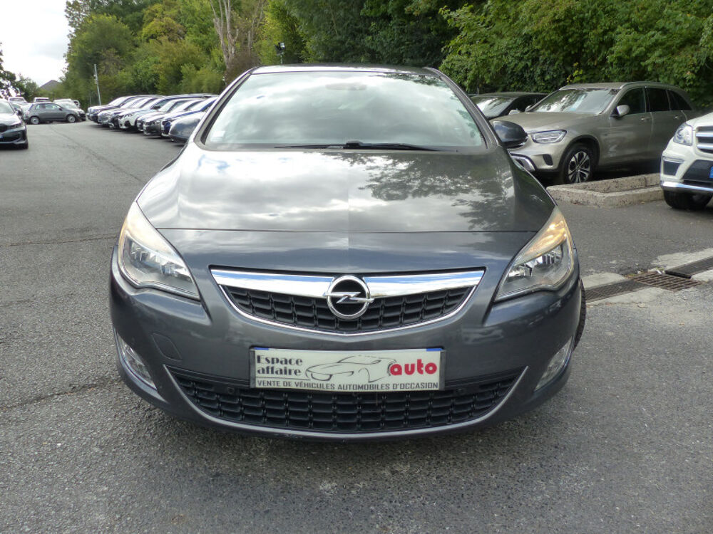Astra 2.0 CDTI160 FAP COSMO BA 2010 occasion 77144 Mont&eacute;vrain