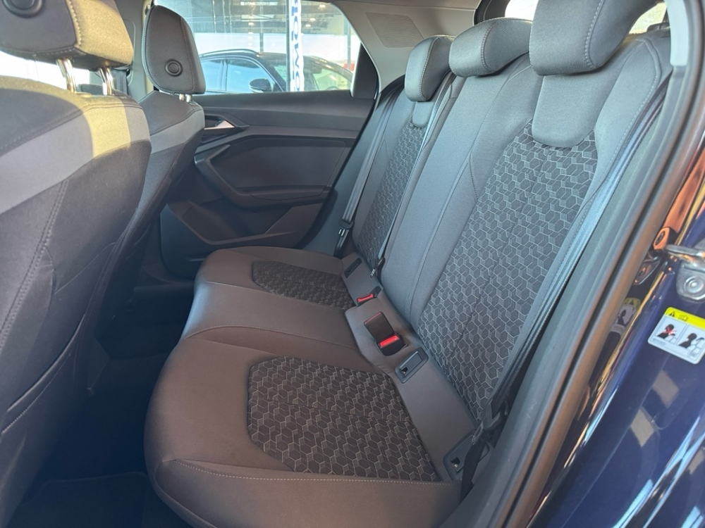 A1 30 TFSI 110CH ADVANCED S TRONIC 7 2023 occasion 31670 Lab&egrave;ge