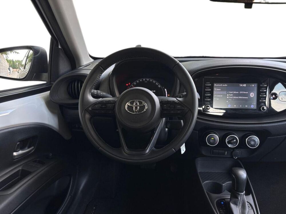 Aygo 1.0 VVT-i 72ch Dynamic S-CVT MY24 2023 occasion 13300 Salon-de-Provence