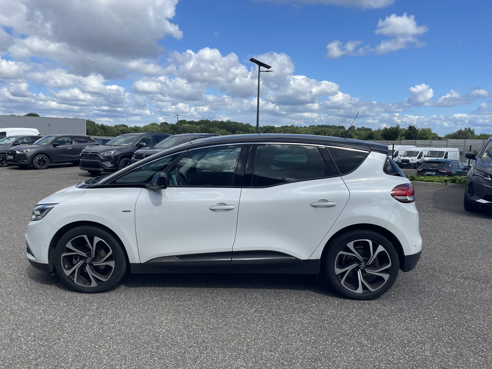 Scenic IV 1.6 DCI 130CH ENERGY INTENS 2017 occasion 33700 M&eacute;rignac