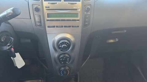 Yaris 100 VVT- CVT 5P 2011 occasion 56530 QUEVEN