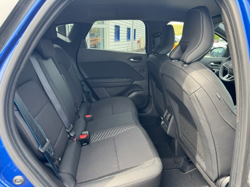 Captur 1.8 E-TECH FULL HYBRID 160CH ESPRIT ALPINE 2026 occasion 16400 Puymoyen