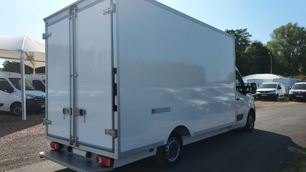 Master F3500 L3 2.3 BLUE DCI 145CH 20M3 CONFORT CAISSE 20M3 2024 occasion 60600 Clermont