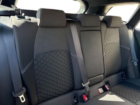 Corolla 1.8 140ch Dynamic Business MY24 2024 occasion 13300 Salon-de-Provence