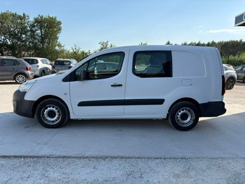 Berlingo XL 1.6 BLUEHDI 100 CABINE APPROFONDIE PACK NAVIGATION 2017 occasion 30360 V&eacute;z&eacute;nobres