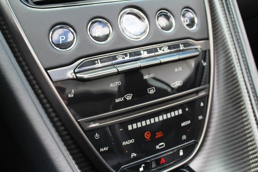 DBS 5.2 V12 725 SUPERLEGGERA 2021 occasion 59223 Roncq