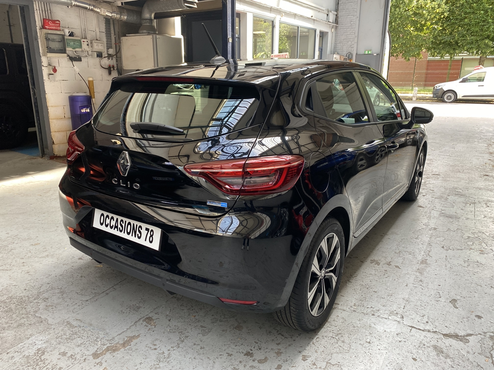 Clio V 1.6 E-TECH HYBRIDE 140CH LIMITED -21N - CARPLAY - CREDIT POS 2022 occasion 78800 HOUILLES