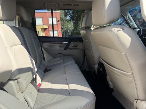 Pajero 3.2 DI-D200 FAP INSTYLE BA LONG/ 4 PNEUS ET REVISION NEUF / 2011 occasion 38340 Voreppe