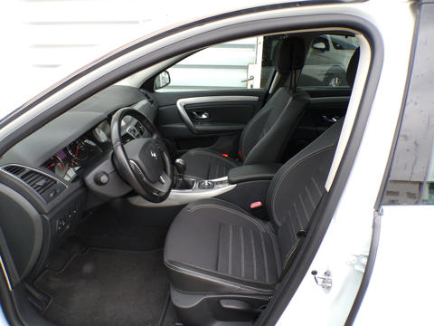 Laguna III III 2.0 DCI 130CH ENERGY BUSINESS PACK ECO&sup2; 2012 occasion 38150 Salaise-sur-Sanne
