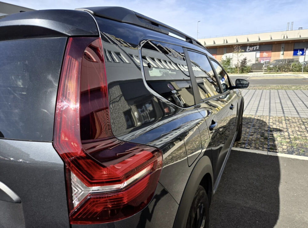 Jogger 1.0 ECO-G 100CH SL EXTREME+ 7 PLACES / 1&Egrave;RE MAIN / CARPLAY / 2023 occasion 94260 Fresnes