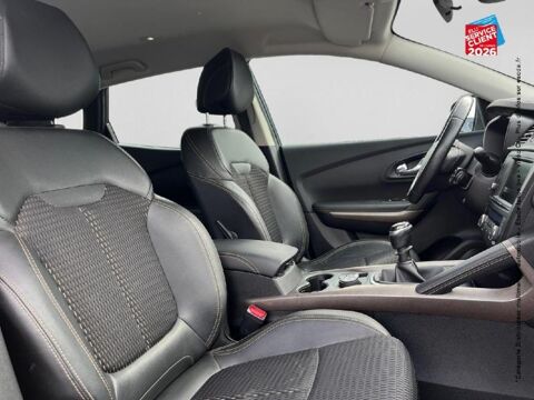 Kadjar 1.2 TCe 130ch energy Intens 2017 occasion 08000 Charleville-M&eacute;zi&egrave;res