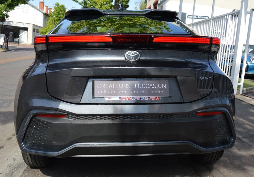 C-HR 1.8 HYBRIDE 140CH DYNAMIC BUSINESS NG23 2024 occasion 94100 Saint-Maur-des-Foss&eacute;s