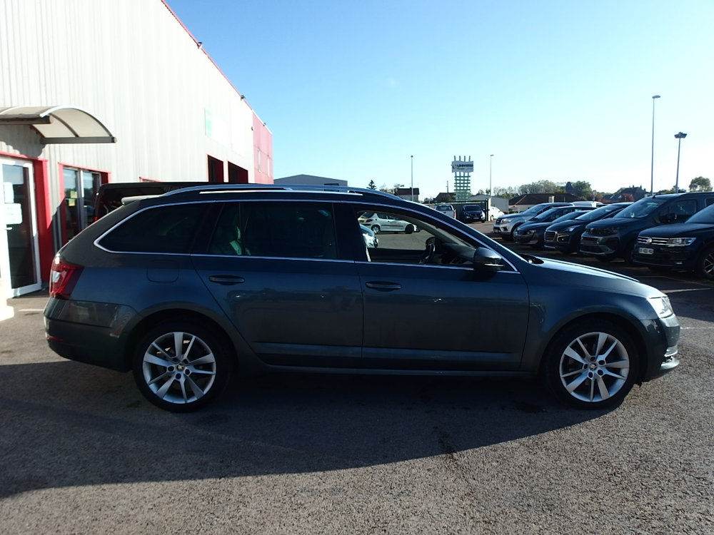 Octavia 1.4 TSI 150CH STYLE DSG7 2017 occasion 10600 Savi&egrave;res