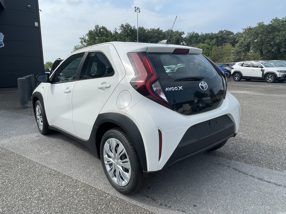 Aygo 1.0 VVT-I 72CH DYNAMIC MY24 2025 occasion 33700 M&eacute;rignac