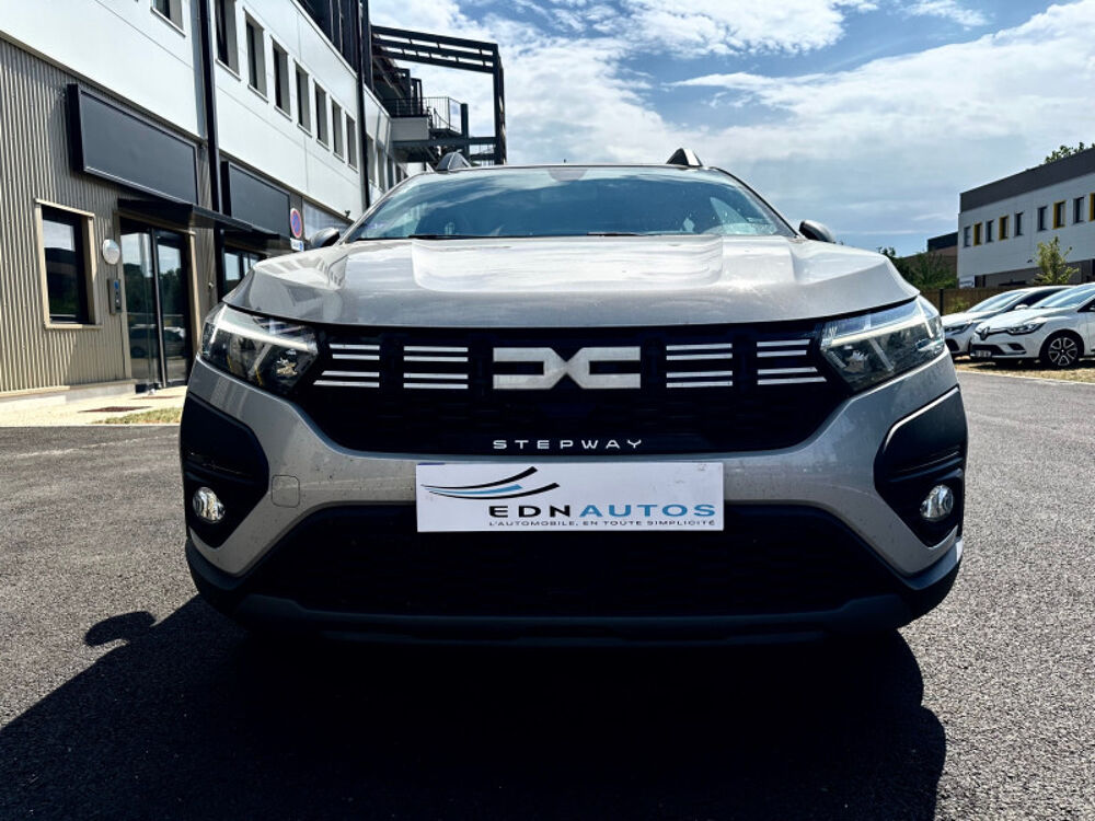 Sandero 1.0 TCE 90CH STEPWAY EXPRESSION + CARPLAY SANS FIL / RADARS 2024 occasion 94260 Fresnes