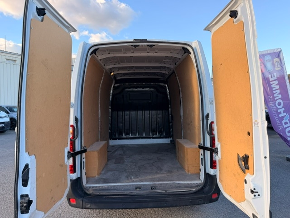Master F3300 L2H2 2.3 BLUE DCI 135CH GRAND CONFORT 2024 occasion 16400 Puymoyen