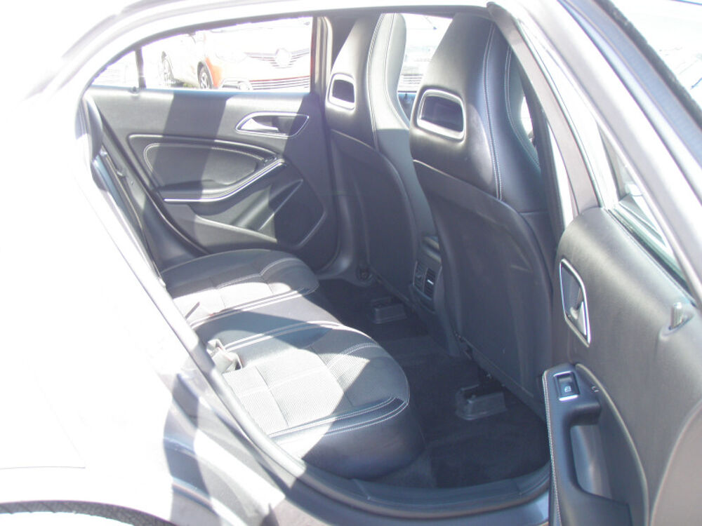 Classe GLA (2) 180 D SENSATION 2017 occasion 93220 Gagny