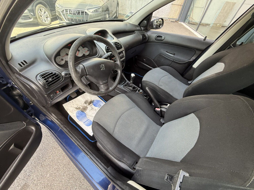 206 1.4 HDI XT PREMIUM 5P (clim) 2004 occasion 31140 Aucamville