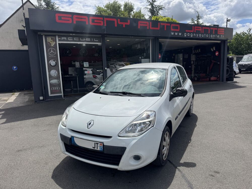 Clio III 1.5 DCI 75CH EXPRESSION CLIM ECO&sup2; 5P 2010 occasion 93220 Gagny