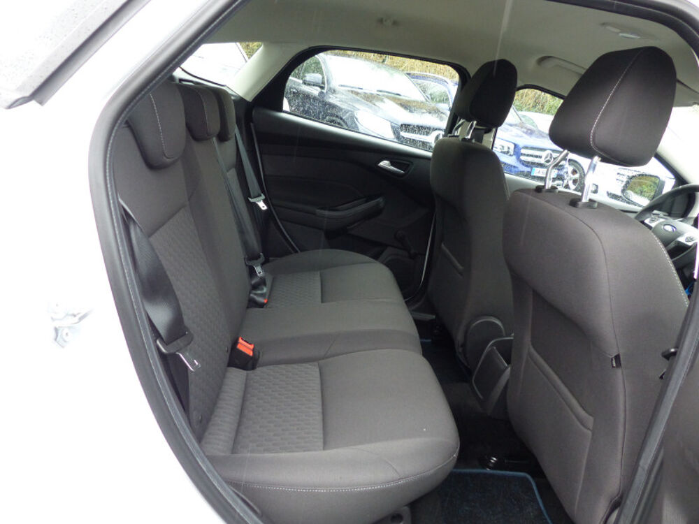 Focus 1.0 SCTI 100CH ECOBOOST STOP&START TREND 4P 2013 occasion 77144 Mont&eacute;vrain