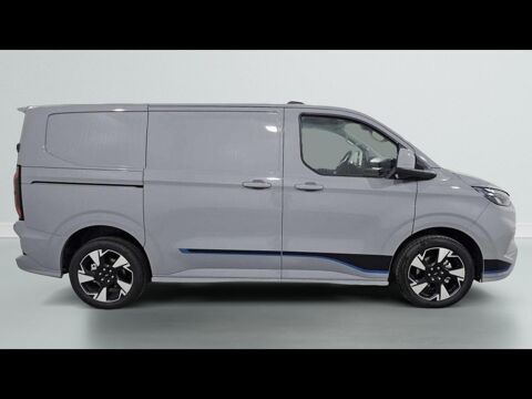 Transit 320 L1H1 2.0 EcoBlue 170ch Sport BVA8 2026 occasion 17450 Saint-Laurent-de-la-Pr&eacute;e