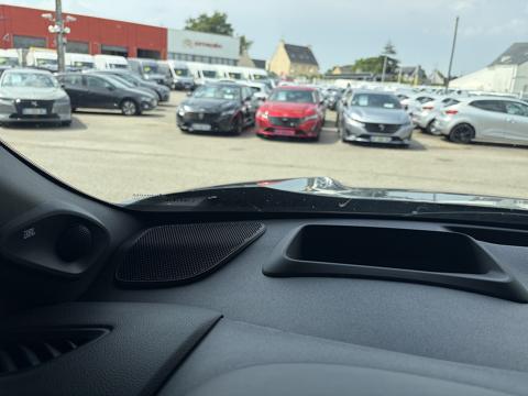 Yaris Cross 130H PREMIERE AWD-I MC24 2024 occasion 56530 Qu&eacute;ven