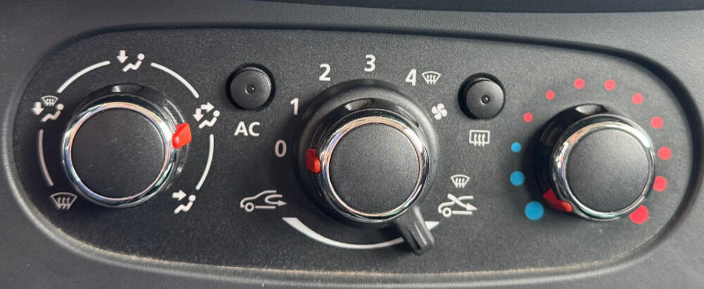 Sandero 0.9 TCE 90CH STEPWAY AMBIANCE 2014 occasion 91200 Athis-Mons