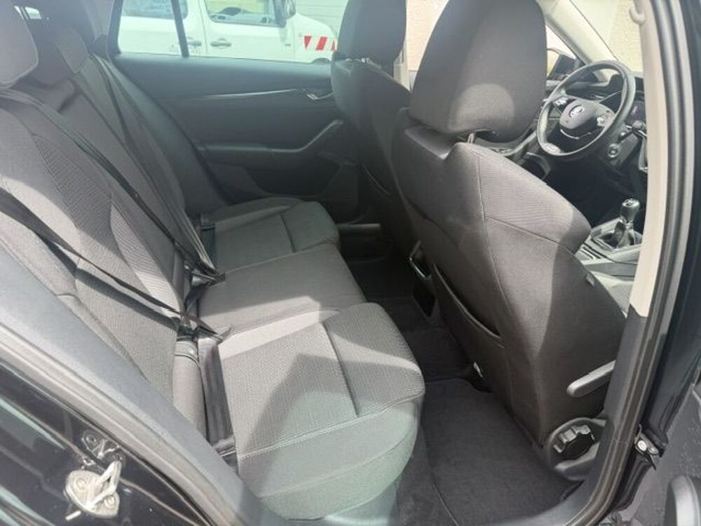 Octavia 2.0 TDI 116CH BUSINESS 2023 occasion 38070 Saint-Quentin-Fallavier