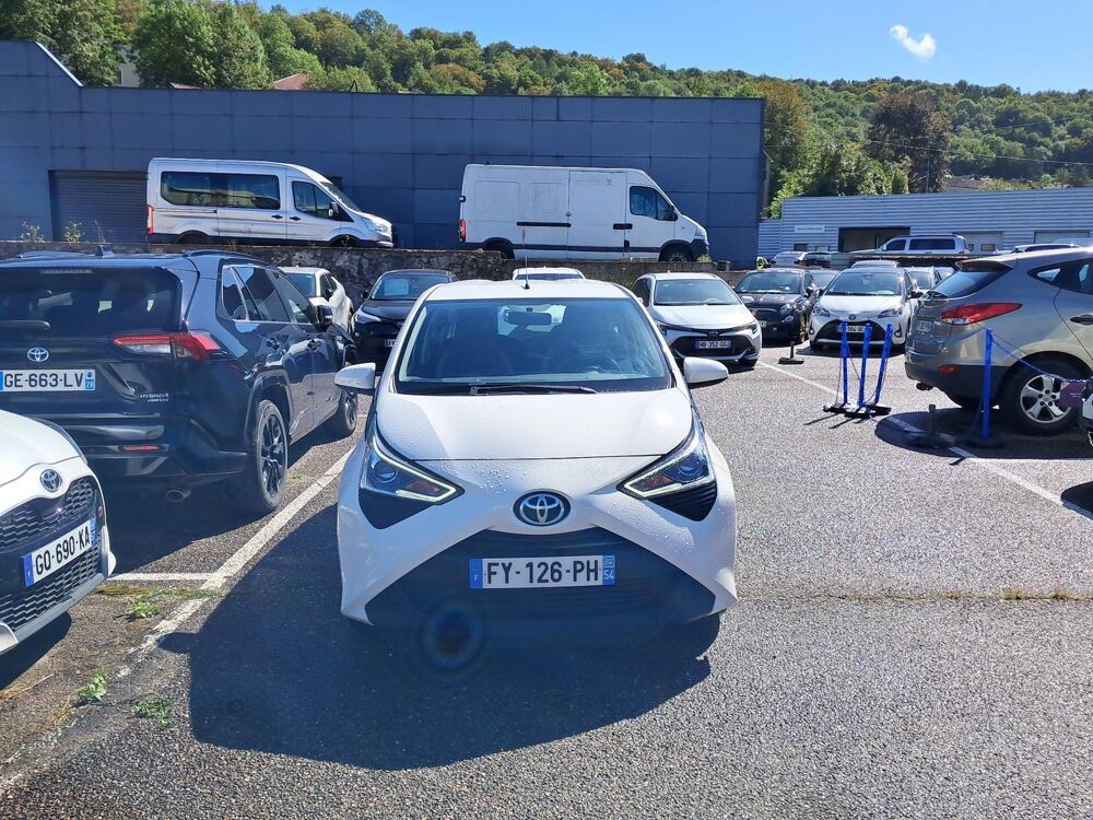 Aygo 1.0 VVT-i 72ch x-play 3p MY20 2021 occasion 54400 Longwy
