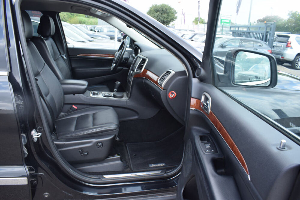 Grand Cherokee 3.0 CRD241 V6 FAP LIMITED 2011 occasion 34740 Vendargues