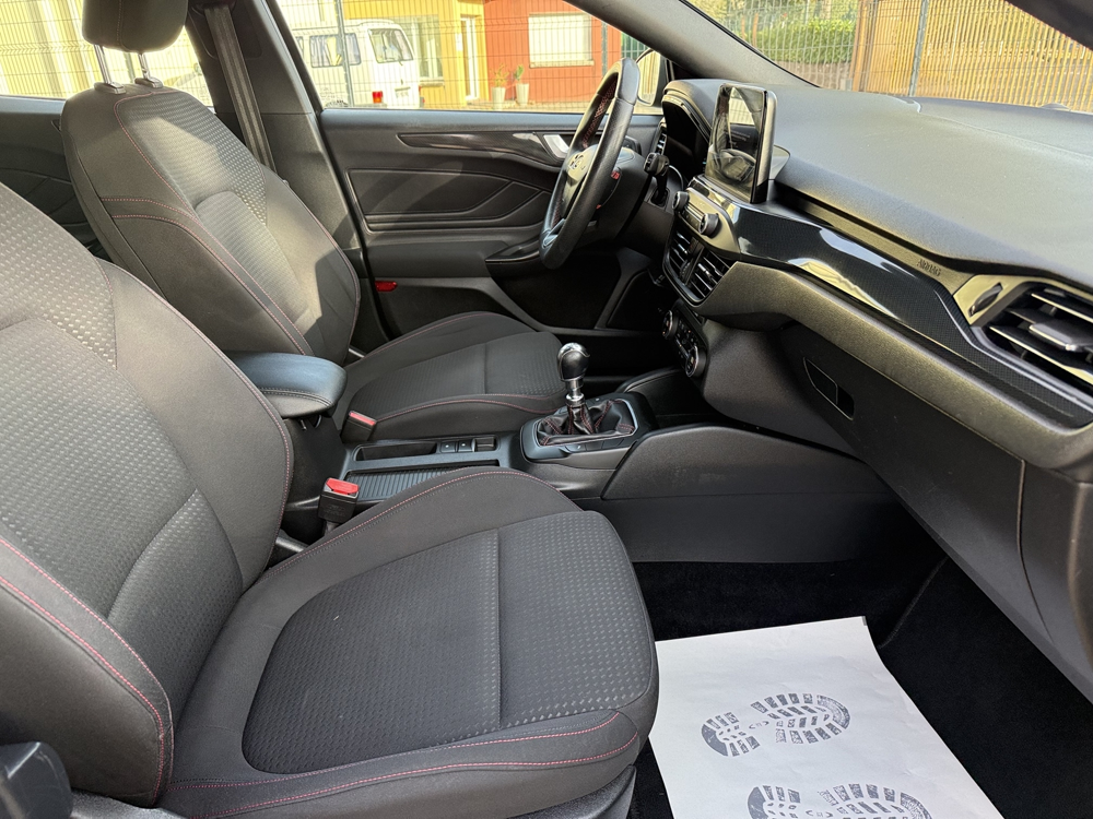Focus 1.5 ECOBLUE 120CH ST-LINE / TOUTES FACTURES / 2019 occasion 38340 Voreppe