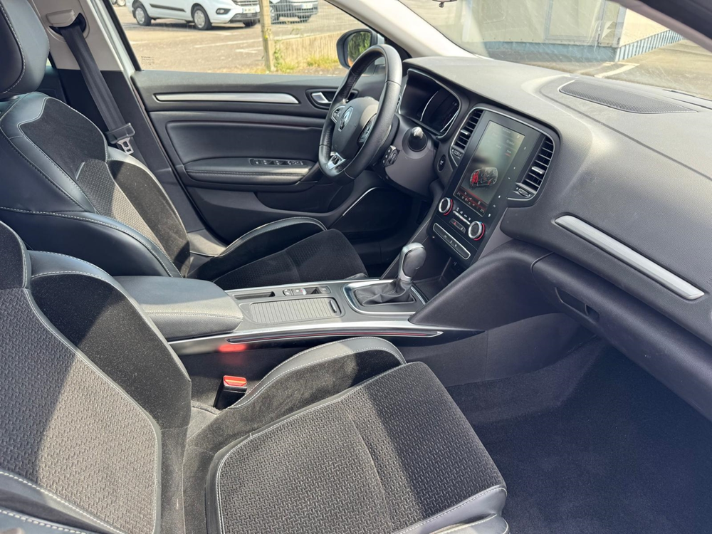 Megane IV 1.5 BLUE DCI 115CH INTENS EDC - 20 2020 occasion 44290 Conquereuil