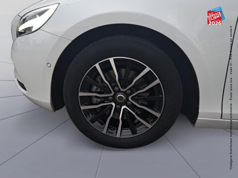 V40 T2 122ch Momentum 2017 occasion 67200 Strasbourg