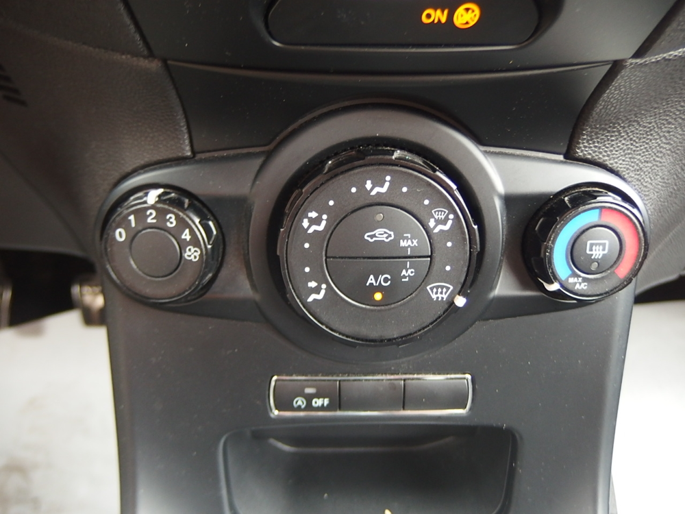 Fiesta 1.0 ECOBOOST 100CH STOP&START ST LINE 3P 2016 occasion 10600 Savi&egrave;res