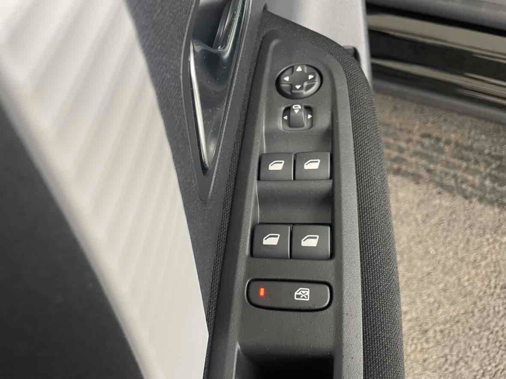 C4 1.2 HYBRIDE 145CH S&S BUSINESS AUTOMATIQUE 2026 occasion 82370 Campsas
