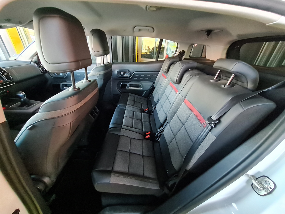 C5 aircross BLUEHDI 130CH S&S C-SERIES E6.D 130G 2021 occasion 56530 Qu&eacute;ven