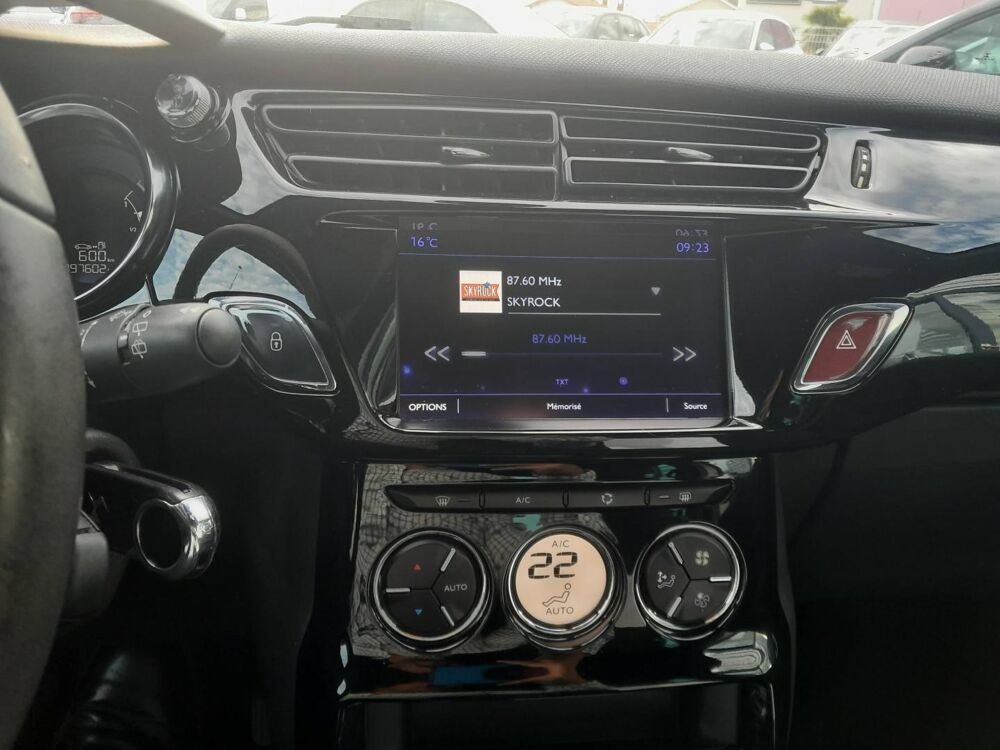 DS3 BlueHDi 100ch So Chic S&S 2018 occasion 64600 Anglet