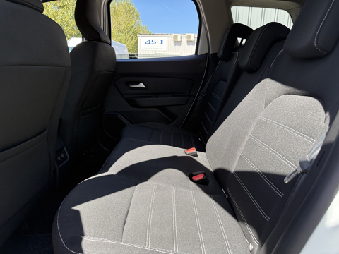 Duster 1.5 BLUE DCI 115CH PRESTIGE + 4X2 / 1 ERE MAIN / 2021 occasion 38340 Voreppe